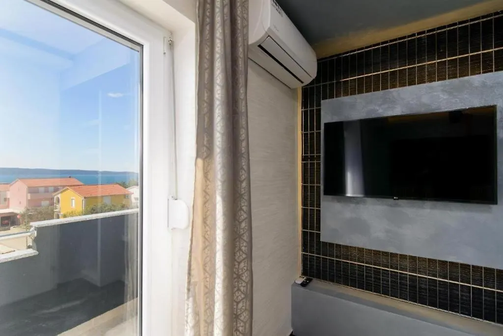 Apartment In Okrug Gornji With Sea View, Balcony, Air Conditioning, Wifi 5134-2 Trogir