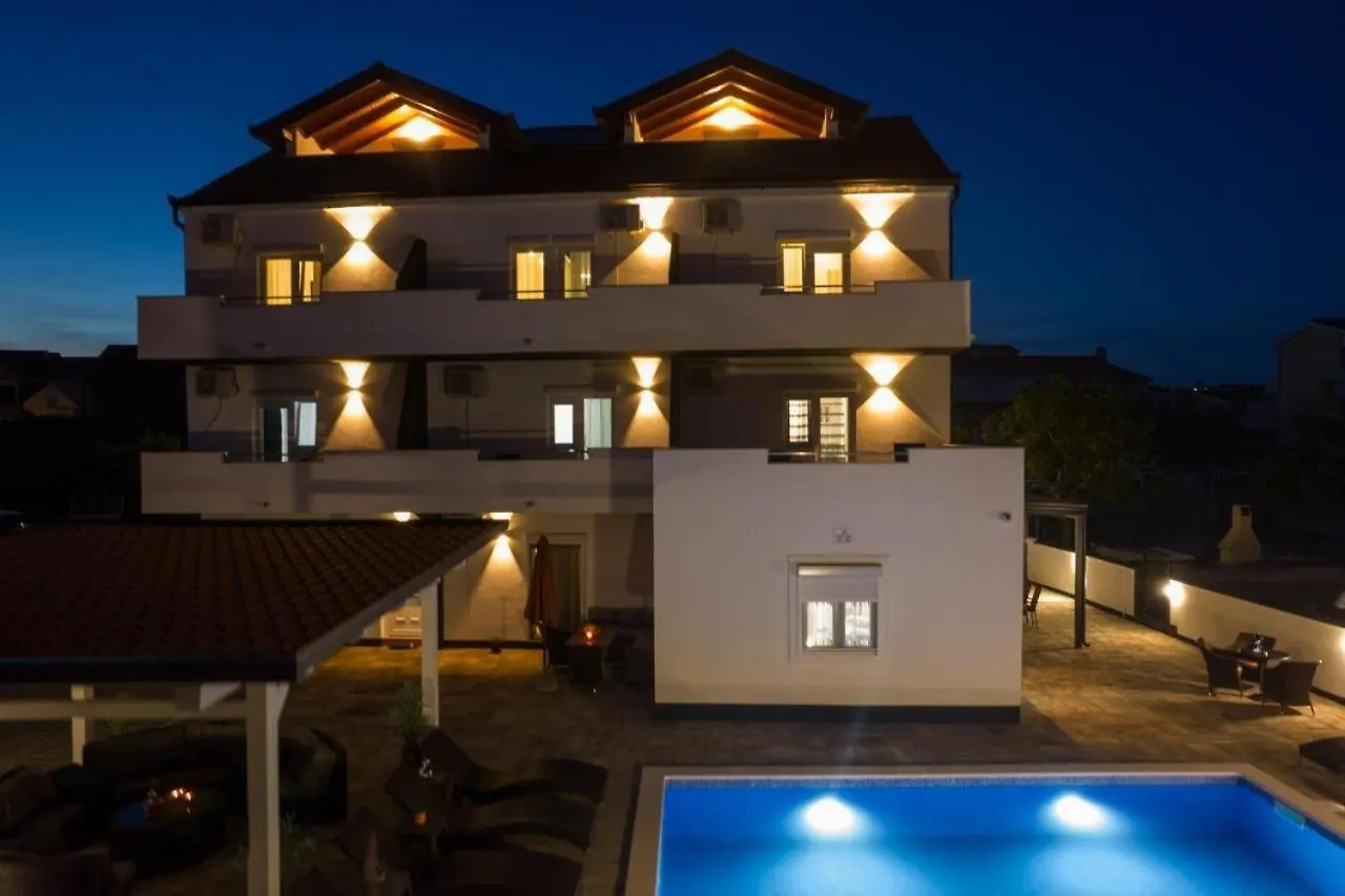 Apartment In Okrug Gornji With Sea View, Balcony, Air Conditioning, Wifi 5134-2 Trogir 0*,