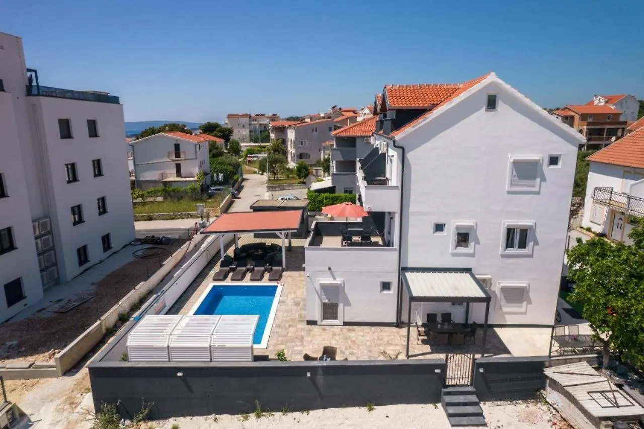 Apartment In Okrug Gornji With Sea View, Balcony, Air Conditioning, Wifi 5134-2 Trogir