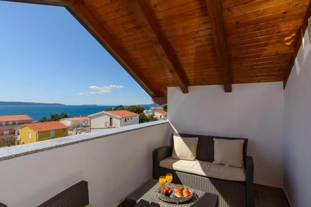Apartment In Okrug Gornji With Sea View, Balcony, Air Conditioning, Wifi 5134-2 Trogir